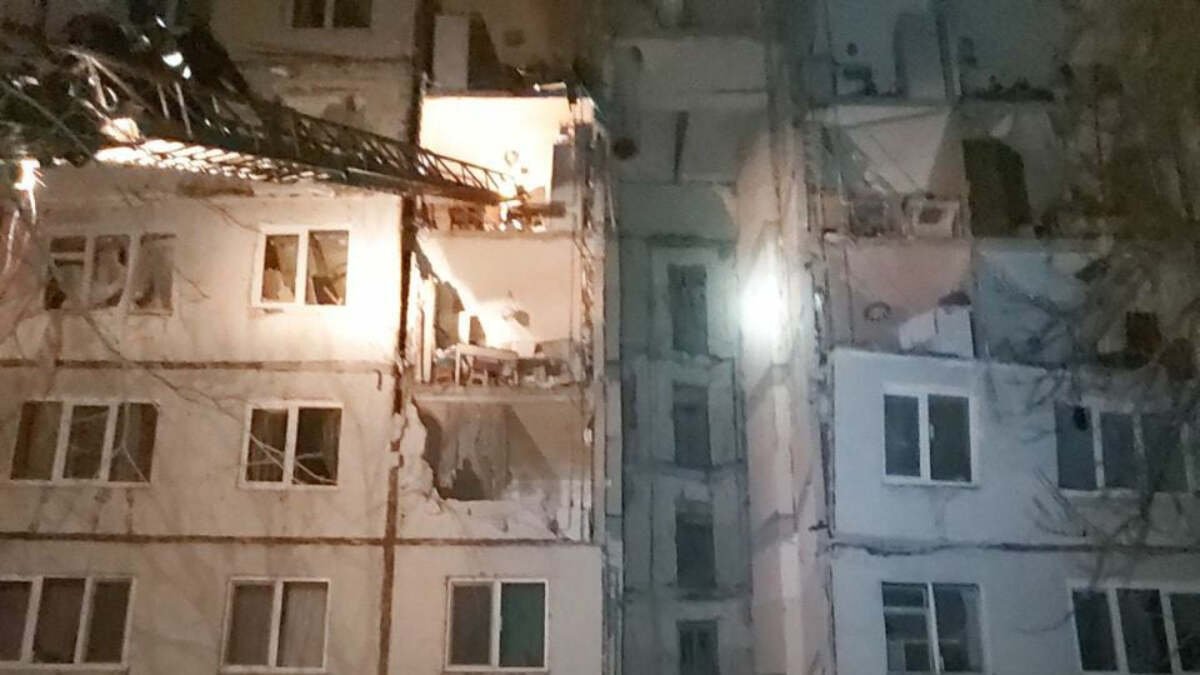 Новый пример жестокости оккупантов: в Харькове под обстрел попал 9-этажный дом – погибла женщина