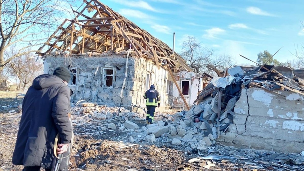 Боевики обстреляли из запрещённого оружия село в Черниговской области