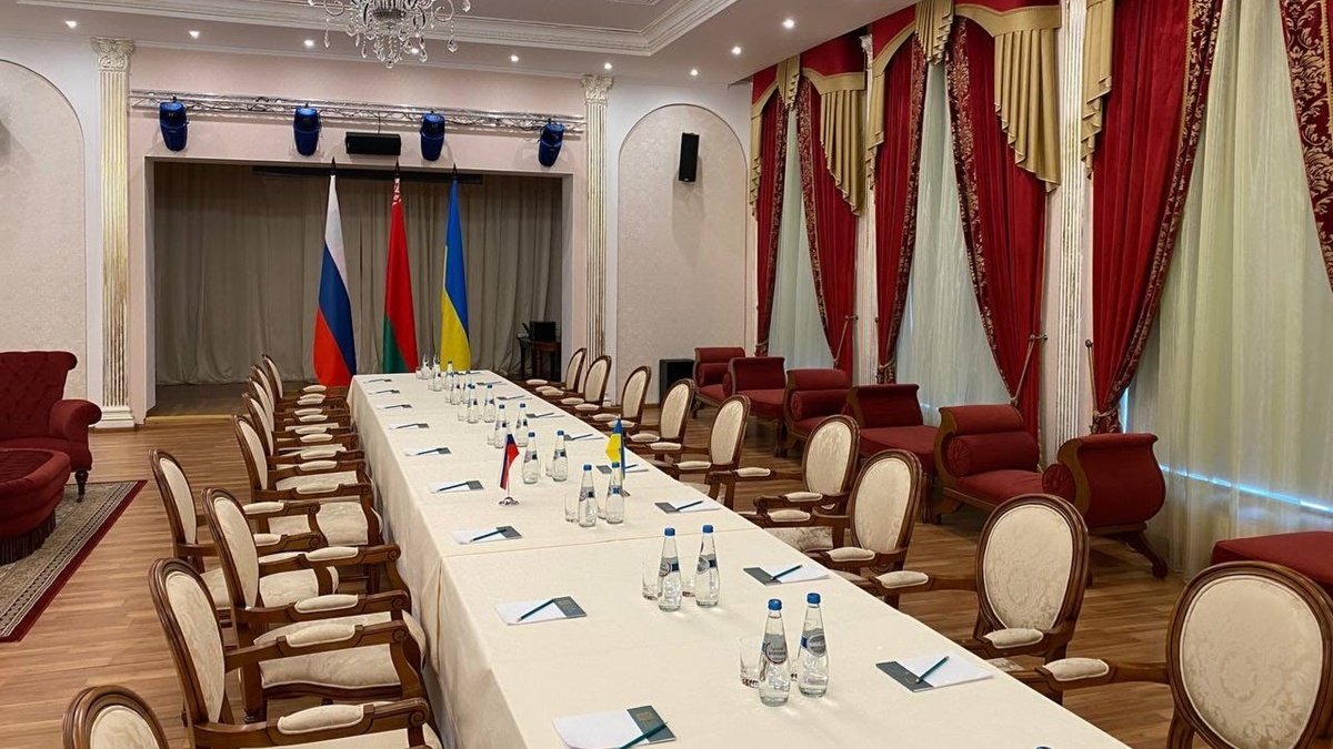 Переговоры Украины и России: стороны разъехались в свои столицы для консультаций