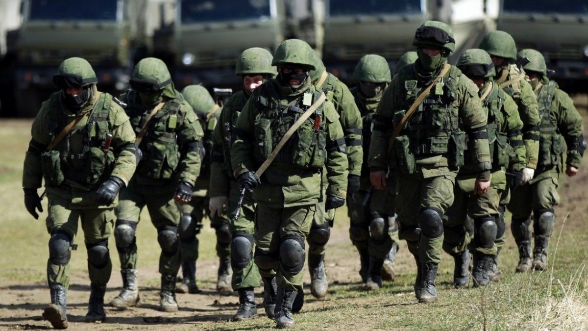 В Україну регулярно відправляють військову допомогу 19 країн