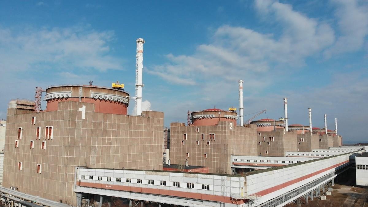 Россияне заминировали энергоблоки Запорожской АЭС – разведка