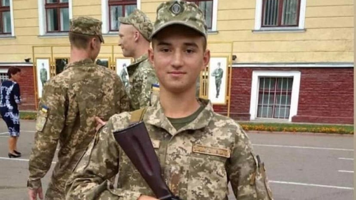 Футболисту присвоили Героя Украины посмертно: он уничтожил три десятка вражеской техники под Киевом