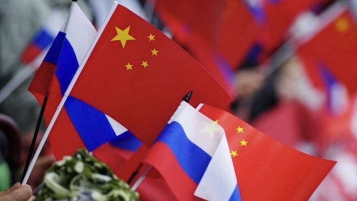 Россия просит военную помощь у Китая — Financial Times