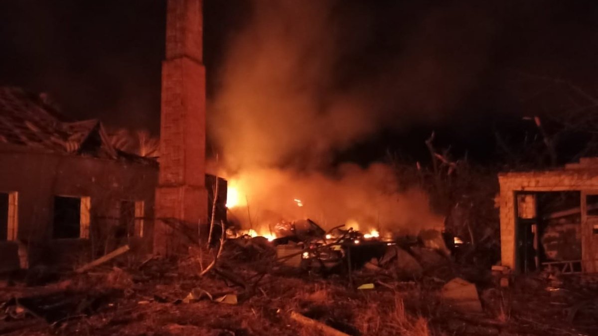 На Житомирщині окупанти ракетним ударом знищили 7 будівель: є постраждалі