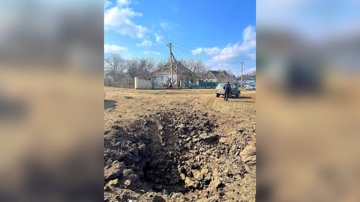 В Николаевской области воронки от российских снарядов глубиной в дом