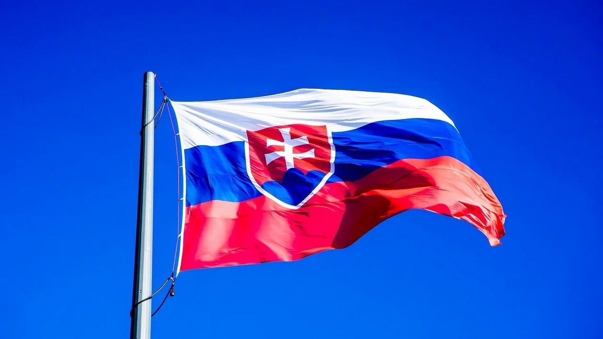 Посольство Словакии переехало из Киева в Ужгород