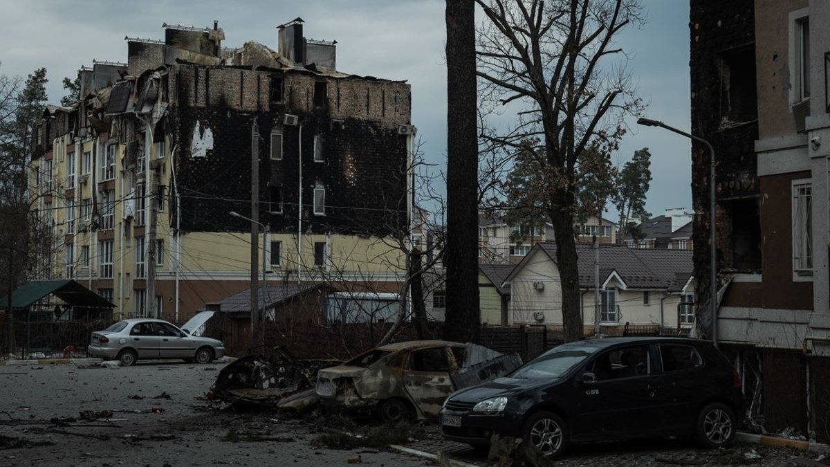 Российские оккупанты уничтожили 50 % Ирпеня: в городе остается около 3,5 тысячи мирных жителей