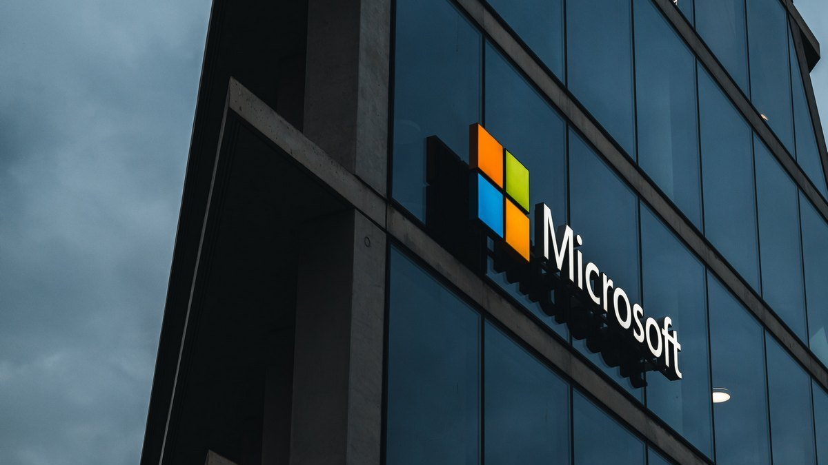 Microsoft отбила атаку российских хакеров на сервера в Украине, ЕС и США