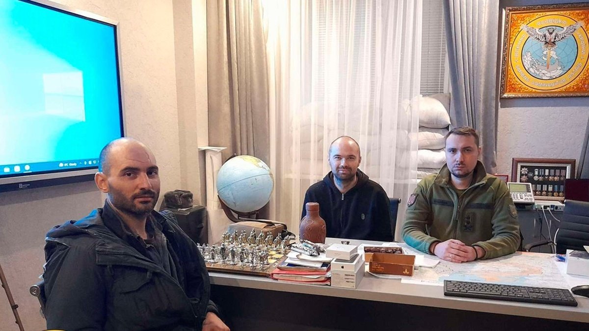 Двух украинских пилотов освободили из плена оккупантов