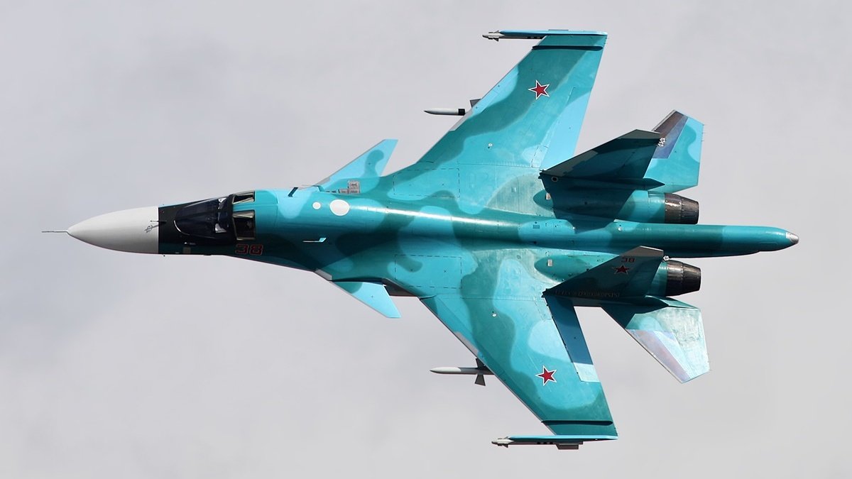 На Изюмском направлении, где идут бои с оккупантами, сбили российский самолёт Су-34