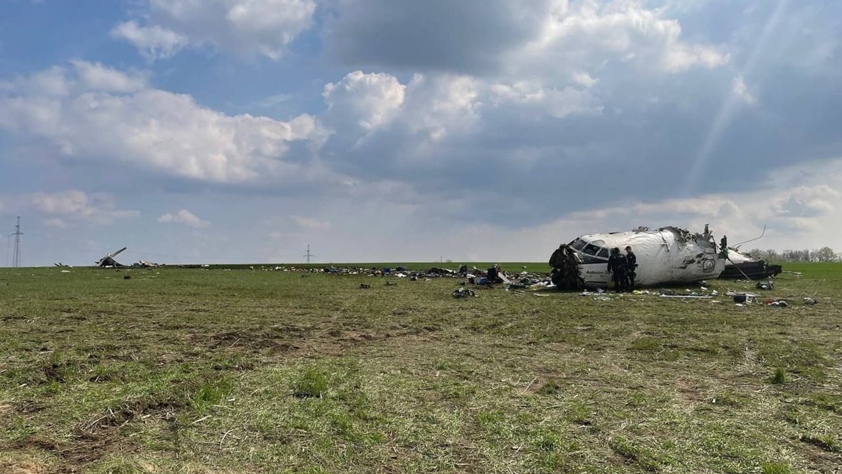 В Запорожской области упал самолёт Ан-26: есть пострадавшие