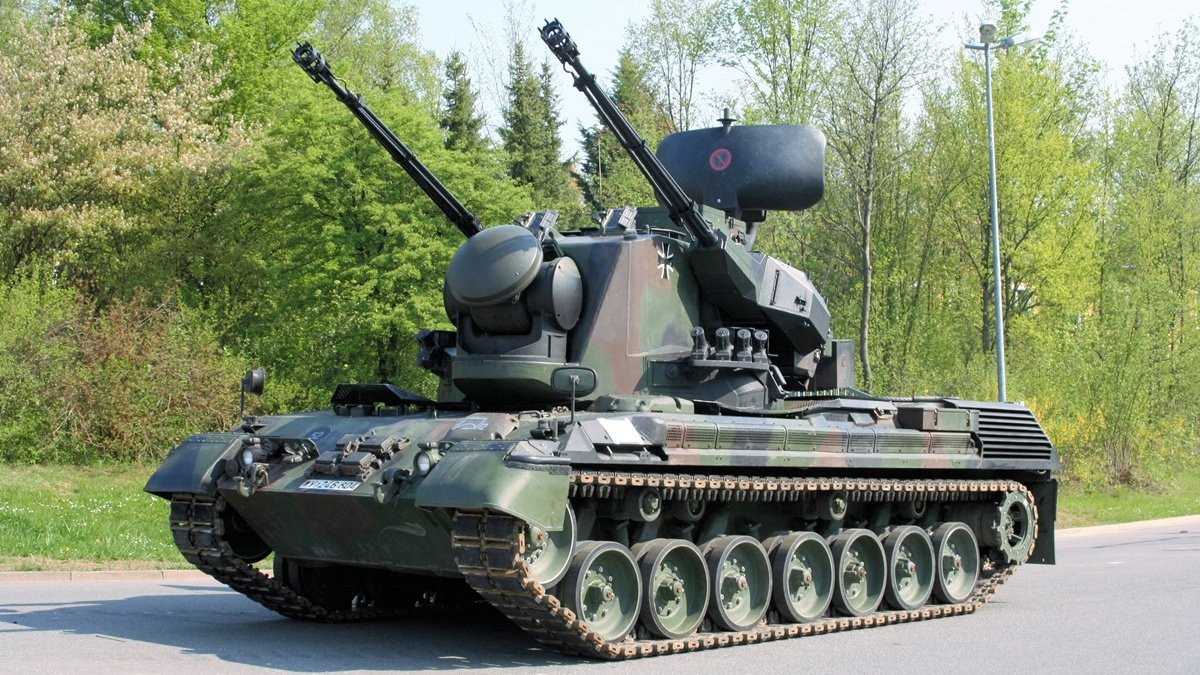 Германия отправит в Украину зенитные танки Gepard