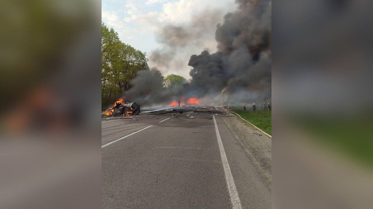 Аварія з бензовозом на Рівненщині: кількість загиблих зросла до 26
