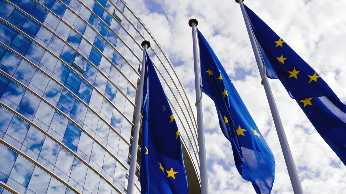ЕС представил шестой пакет санкций против рф: что он включает