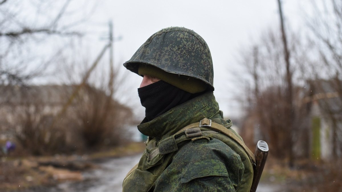 рф не може повністю відновити виведені з України підрозділи — розвідка