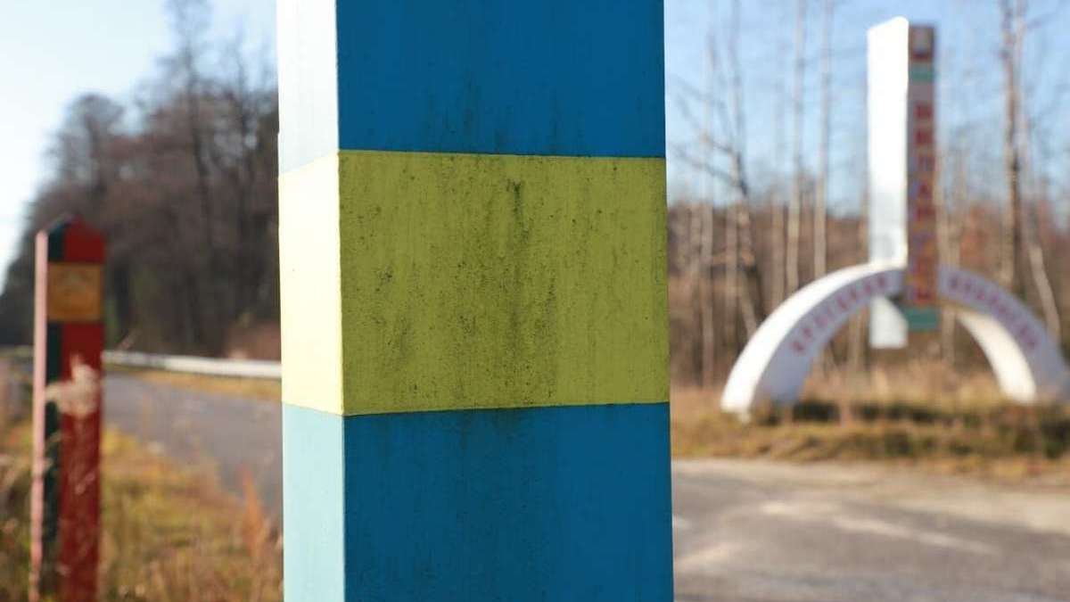 Беларусь на границе с Украиной разворачивает свои войска