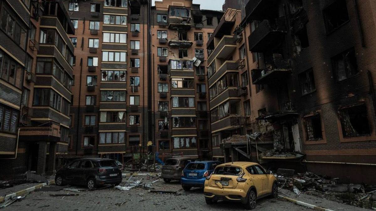 Оккупанты за месяц уничтожили 70 % Ирпеня: как выглядит город после освобождения от рашистов