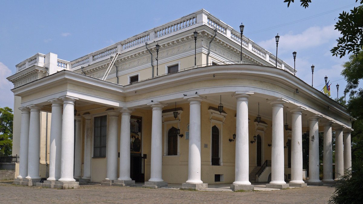 В Одесі через ракетний обстріл пошкоджено Воронцовський палац