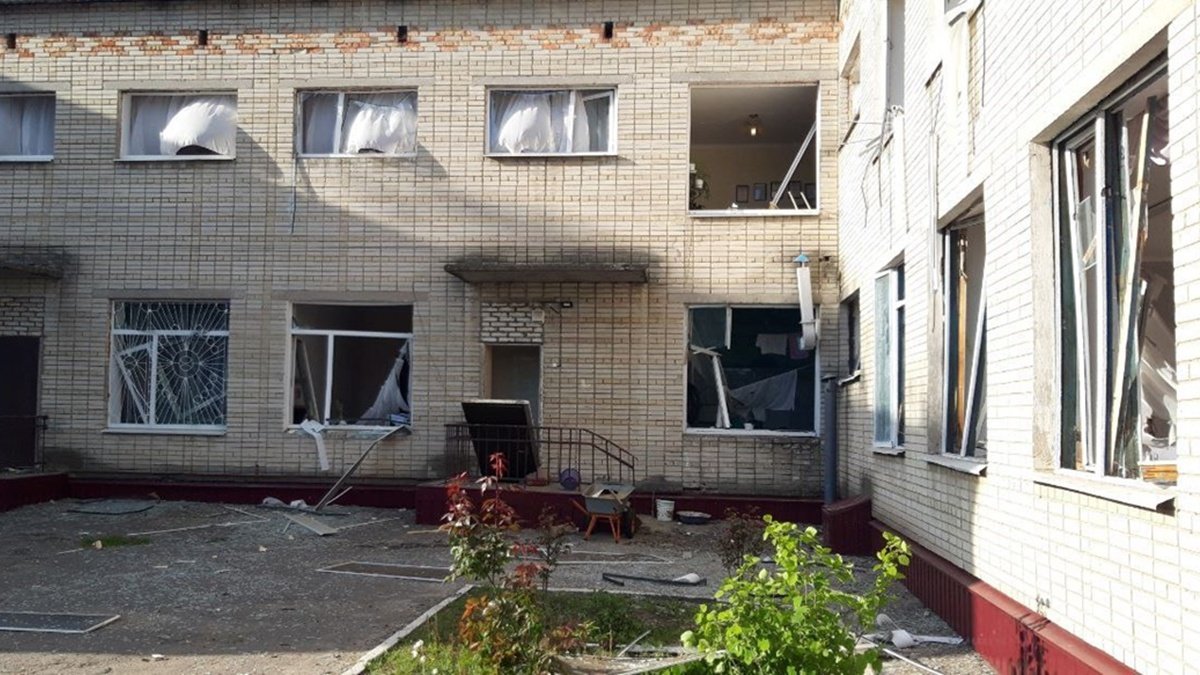 Оккупанты выпустили пять ракет по Ахтырке: ранены 5 человек