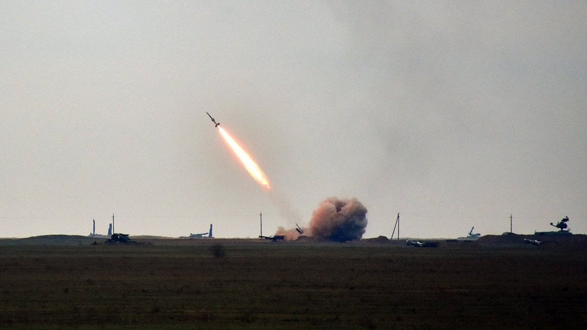Над Львівською областю збили три крилаті ракети окупантів