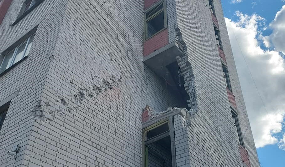 У Чернігові розпочали відновлювати будівлю центру екстреної медичної допомоги