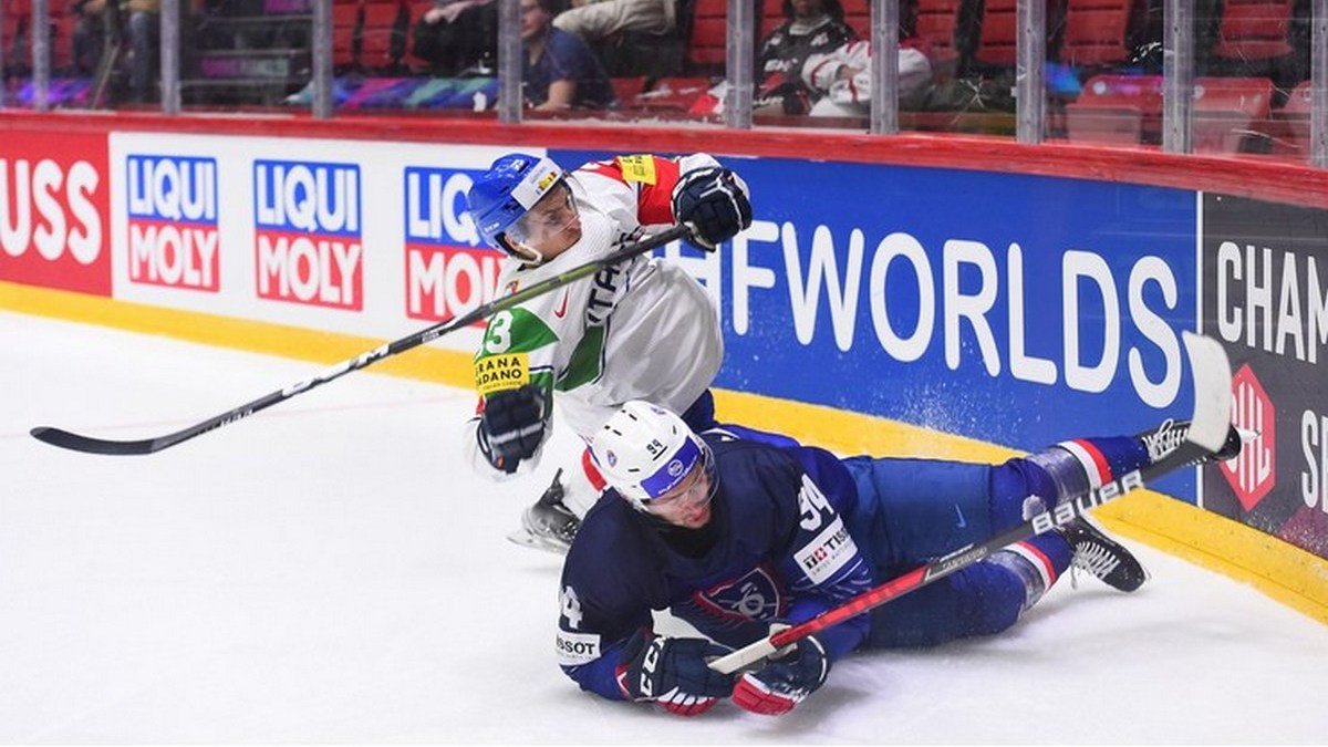 Фінляндія та Швеція провели поєдинок за лідерство у групі В, Франція обіграла Італію: результати матчів чемпіонату світу з хокею