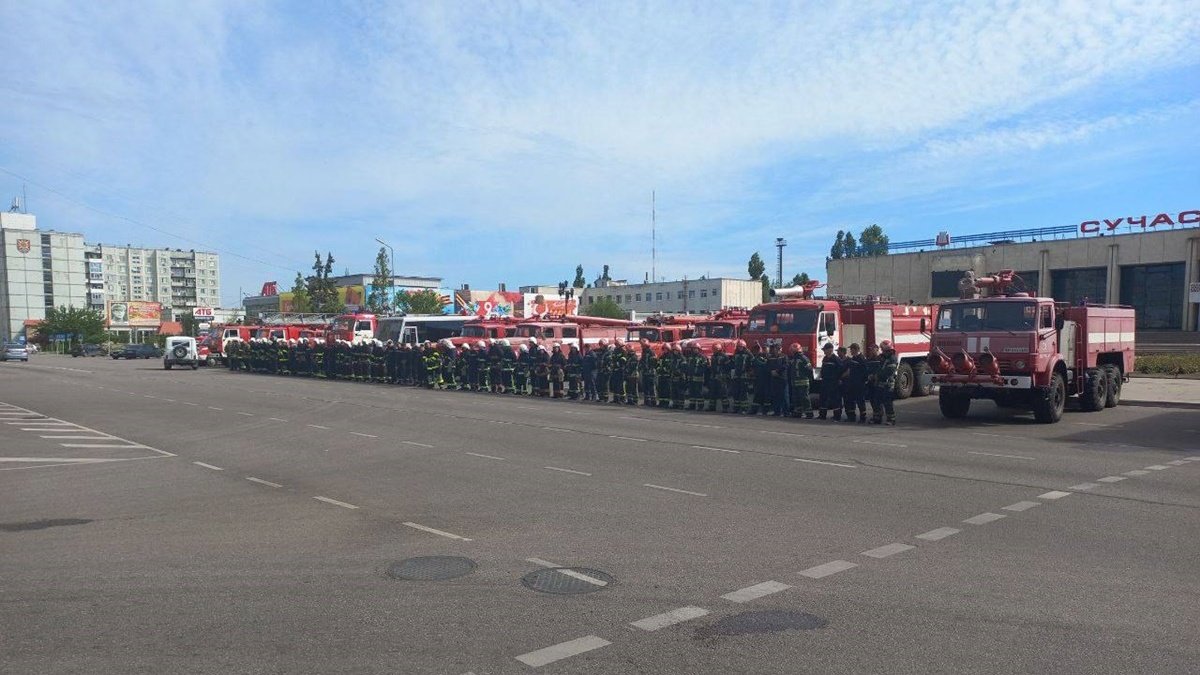 Похитили начальника пожарно-спасательного отряда: в Энергодаре оккупанты силой разогнали протест спасателей