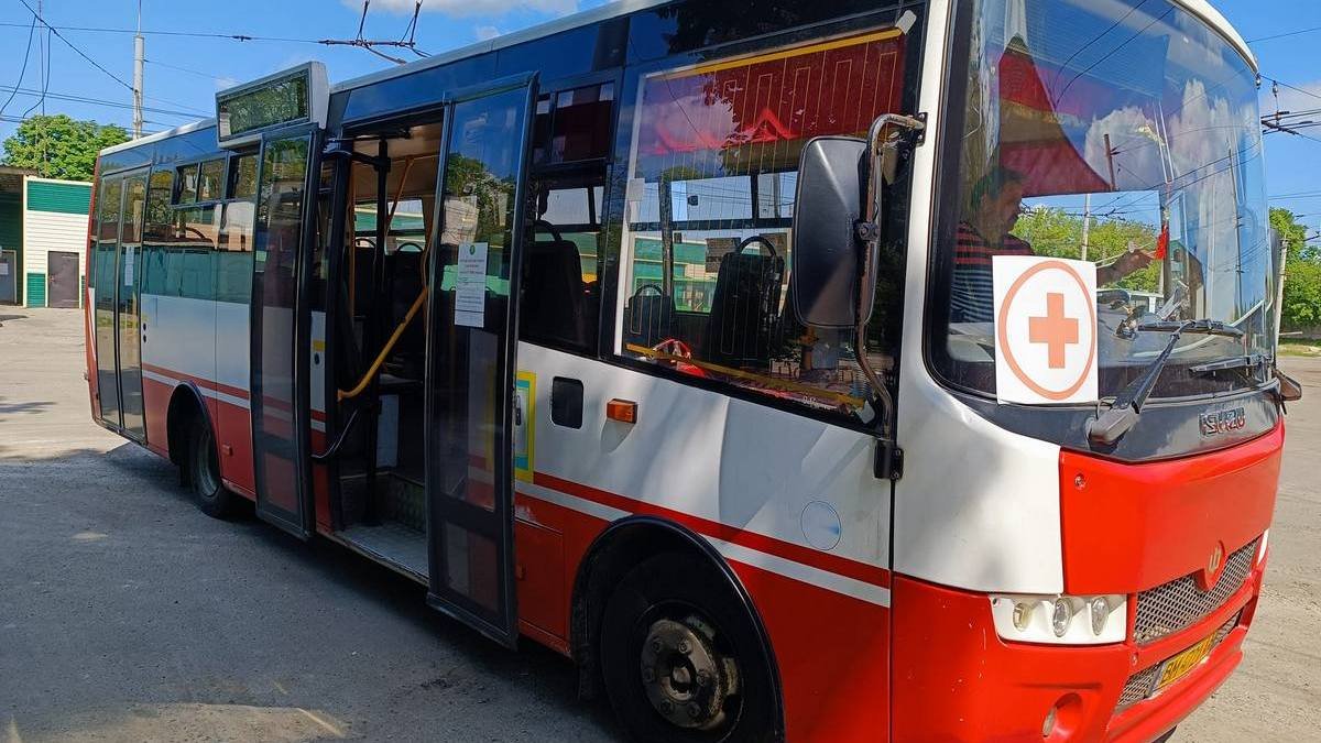 В Сумах из-за нехватки топлива автобусы будут ездить только в часы пик