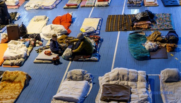 Международные партнёры и львовские волонтёры обустраивают 11 общежитий для переселенцев