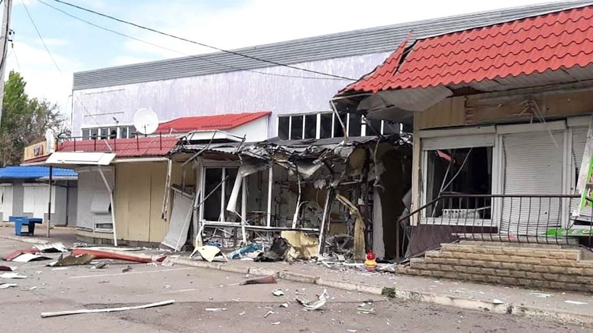 Гуляйполе знаходиться під постійним обстрілом окупантів: зруйновані будинки, магазини та поштове відділення