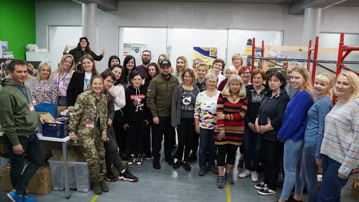 Волонтёры «Обороны Полтавы» обеспечивают бесперебойную работу фронтового тыла – Тимошенко