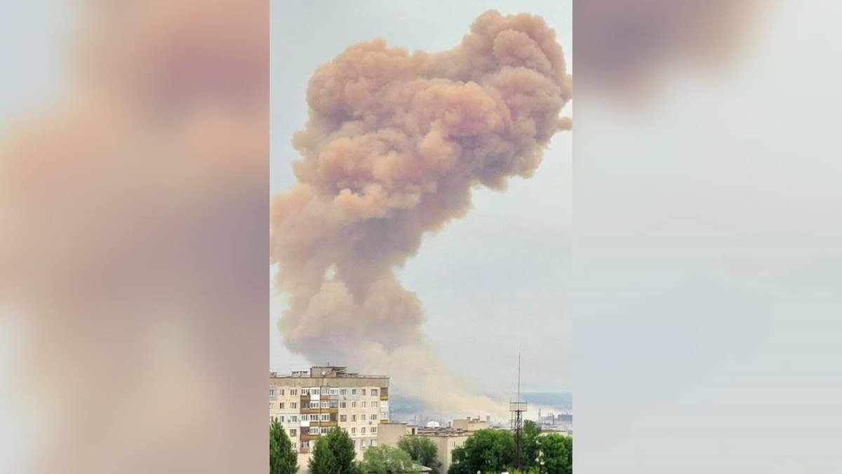 Бомбардування цистерни з азотною кислотою у Сєвєродонецьку забруднило повітря та ґрунт