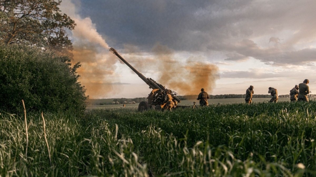 ССО и артиллеристы уничтожают вражеские «Грады» в Луганской области: видео с фронта