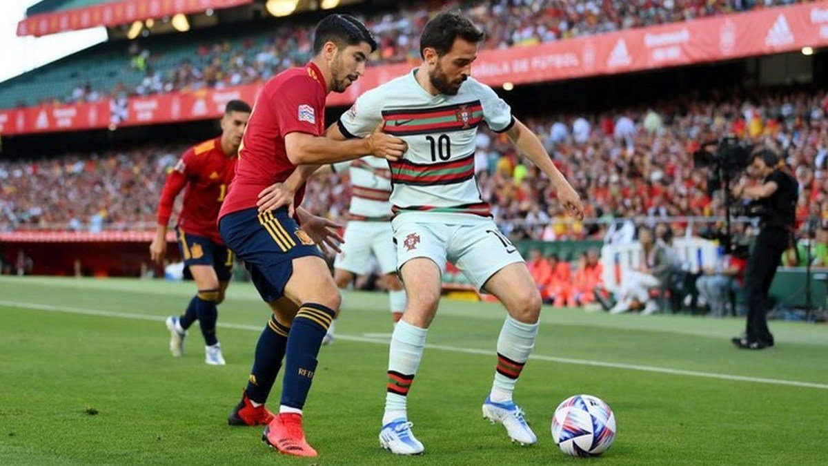 Испания принимала Португалию, Чехия сыграла со сборной Швейцарии: результаты матчей лиги наций УЕФА