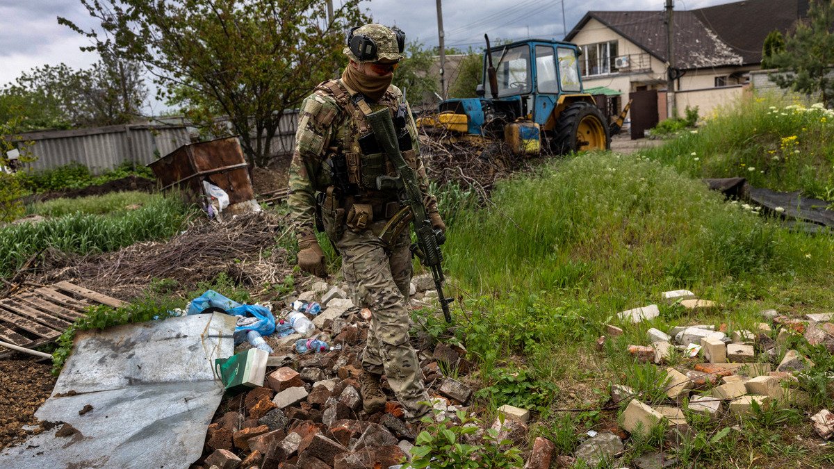 «Ситуація змінюється кілька разів на день»: командир батальйону розповів про бої у Сєвєродонецьку
