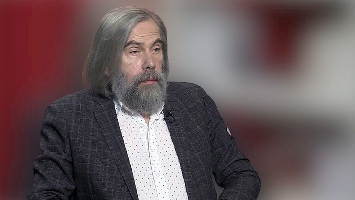 Политтехнолог Медведчука Погребинский получил подозрение в государственной измене