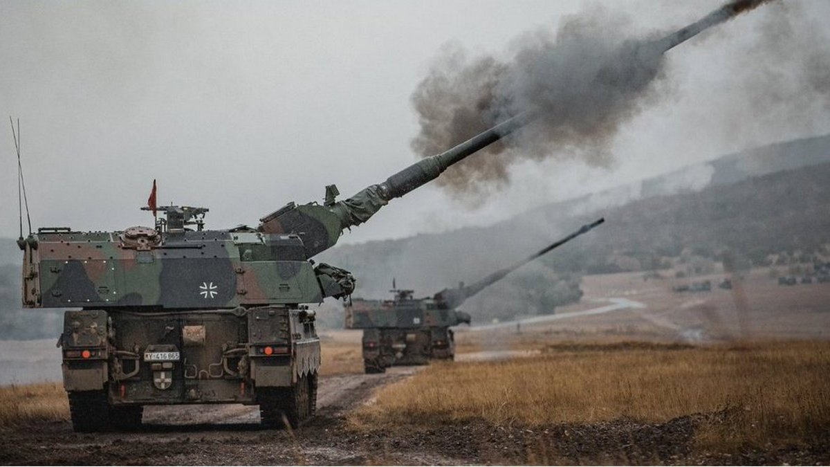 Украина получит немецкие самоходные гаубицы, на которых сейчас проходят обучение военные
