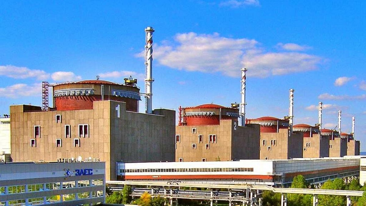 Миротворцы VS МАГАТЭ: кто может прекратить провокации россиян на Запорожской АЭС
