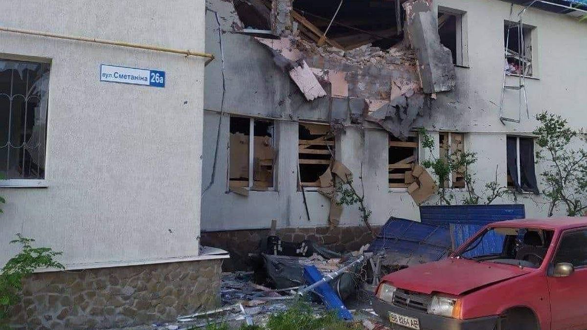 Рашисти атакували Сєвєродонецьк та намагалися зайти у Лисичанськ із півдня: ситуація в Луганській області