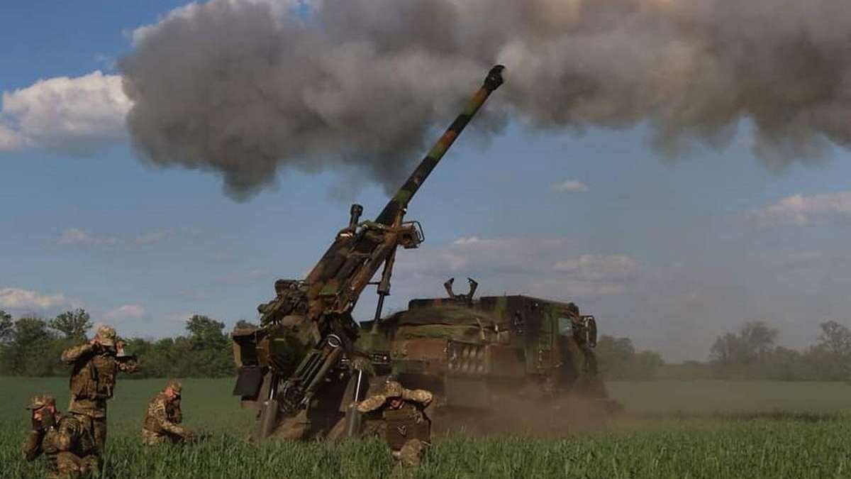 Франція передасть Україні чверть своїх гаубиць Caesar: яка ще артилерія є в запасах, щоб підсилити ЗСУ