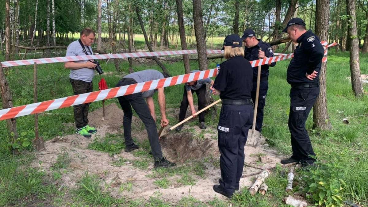 В Украине нашли более 1 600 неидентифицированных тел, больше всего — в Киевской области