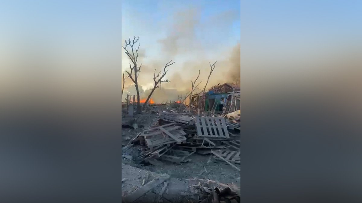Росіяни вдарили ракетами по Затоці на Одещині: Зеленський показав наслідки підступного удару по курортному селищу