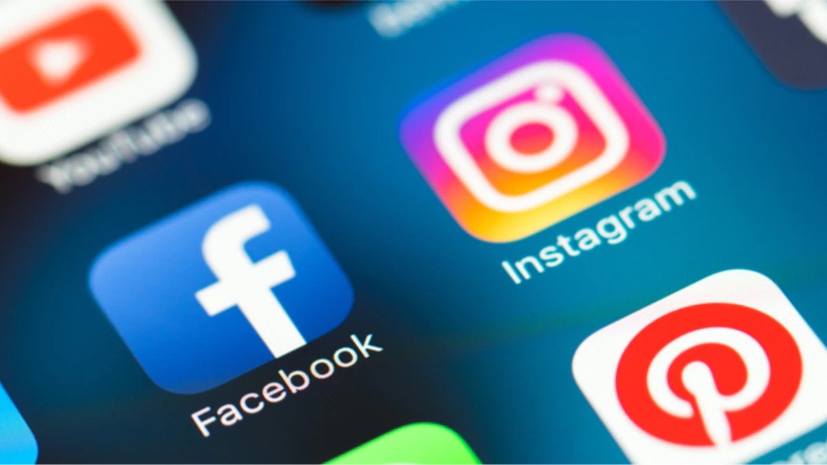 В Facebook и Instagram блокируют посты и аккаунты украинцев: Минцифры обратилось к Meta