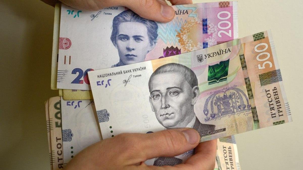 Украинцы с временно оккупированных территорий и зон активных боевых действий получат дополнительные выплаты