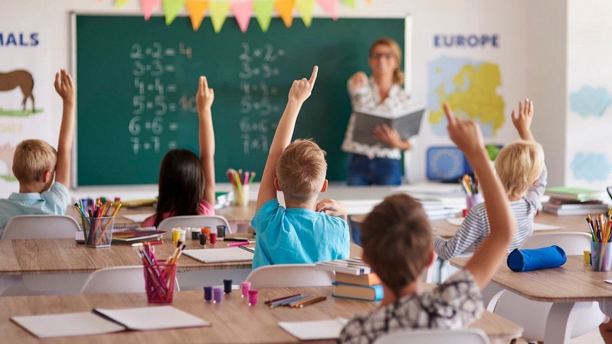 Чем отличаются зарубежные школы от украинских: результаты опроса