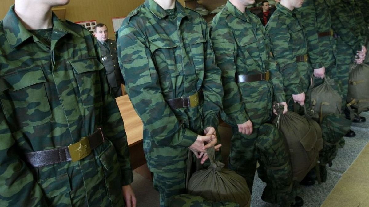 россия планирует усилить оборону Крыма мобилизованными «питерцами» и «москвичами»