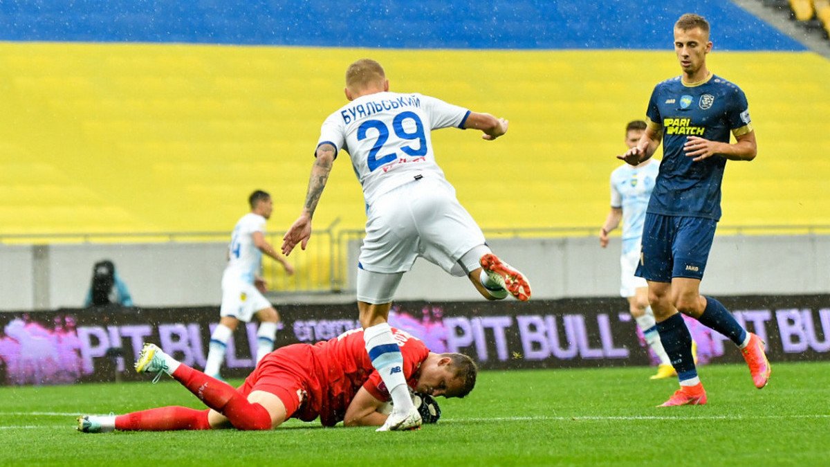 Украинская Премьер-лига: «Динамо» одержало первую победу в сезоне