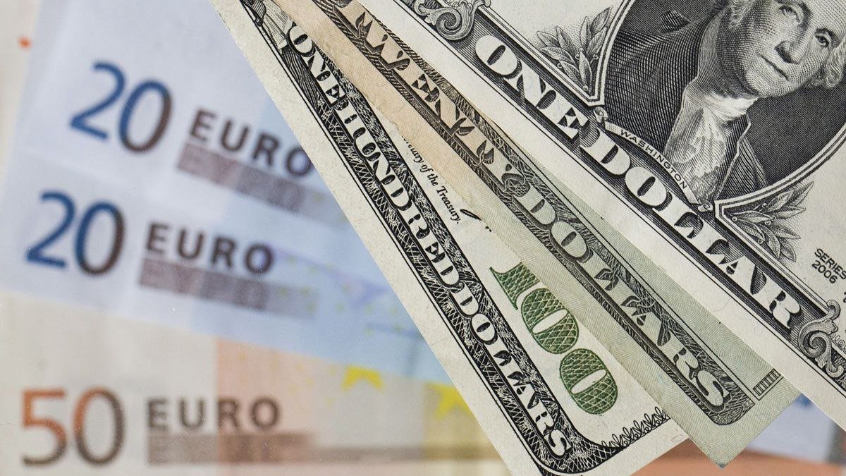 Уолл-Стрит предусматривает рост евро — Bloomberg