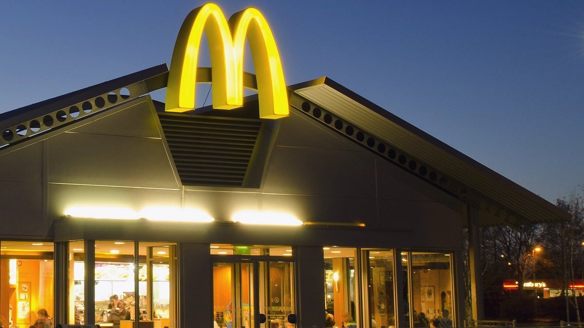 Как украинцы радуются возвращению McDonalds: реакция соцсетей