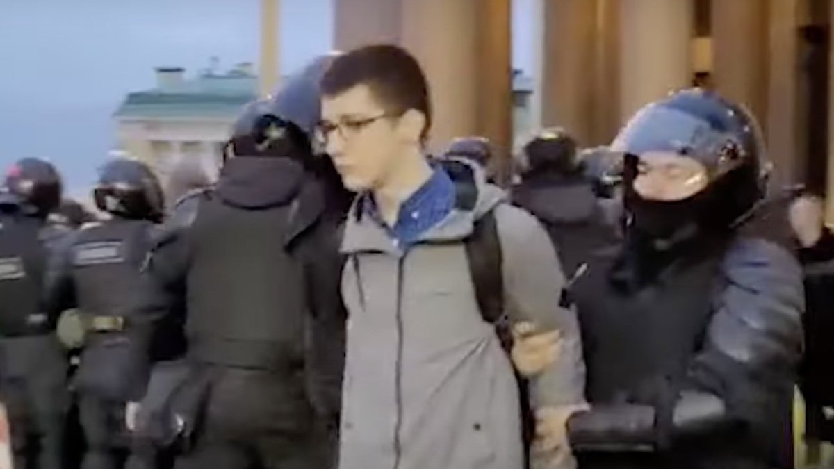 У росії почалися мітинги проти мобілізації, вже затримали понад 1000 людей